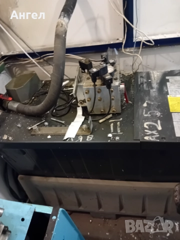 Два броя хидравлични станции от асансьори с резервоари 200л. всяка пълни с хидравлично масло AJIP. , снимка 4 - Хидравлични и пневматични чукове - 52531758