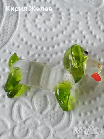 Фигурка на дакел от духано стъкло 20444