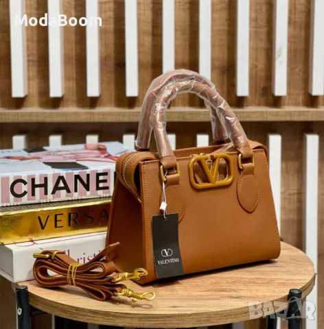 Valentino дамски чанти Различни цветове , снимка 3 - Чанти - 48829965