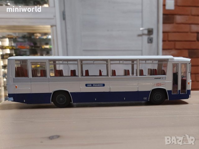 Berliet Crusair 3 градски автобус Air France 1969 - мащаб 1:43 на Hachette моделът е нов в блистер, снимка 5 - Колекции - 43001216