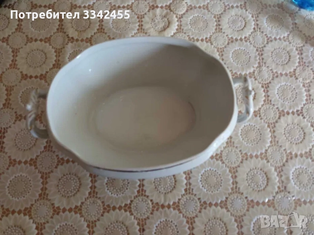 Стар порцеланов супник, снимка 6 - Антикварни и старинни предмети - 51571737