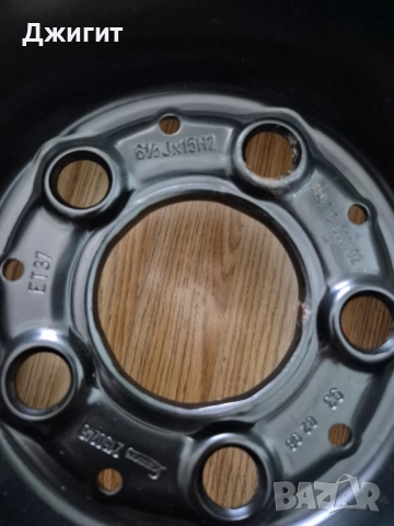 Чисто нова резервна гума 195 65 R15 Мерцедес , снимка 2 - Гуми и джанти - 51740353