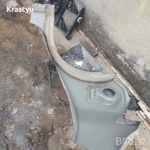 заден ляв калник /вежда с капачката за тойота Ярис 2009, снимка 4 - Части - 52079485