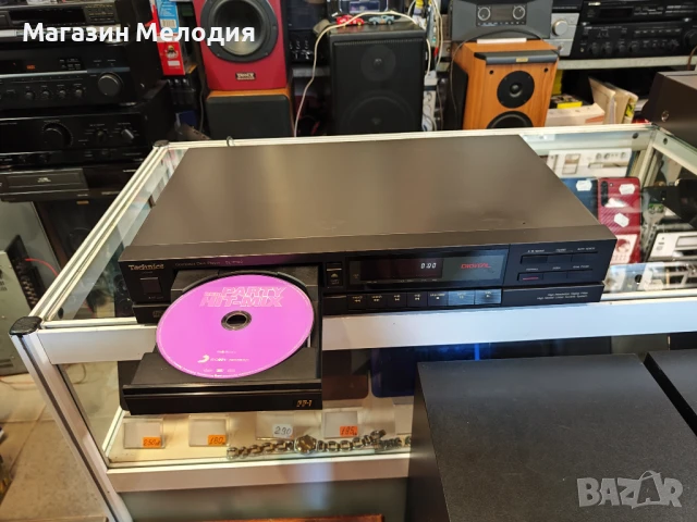 CD Player Technics SL-P100 В отлично техническо и визуално състояние., снимка 2 - Декове - 51113611
