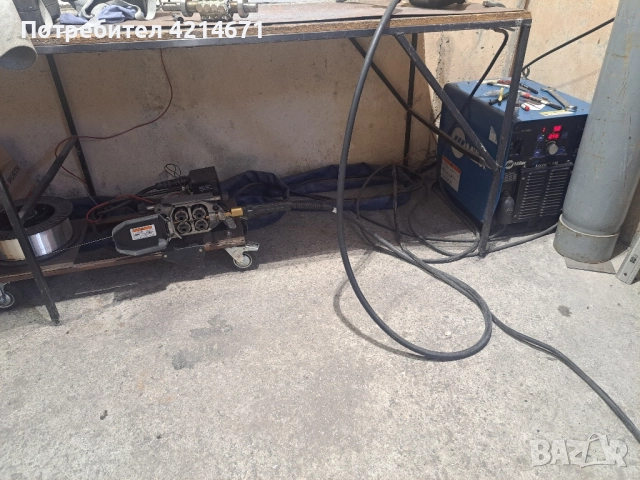 професионален заваръчен апарат Miller , снимка 4 - Други машини и части - 51604939