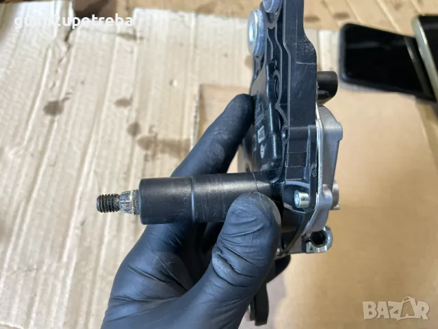 Моторче Задна Чистачка 5H0955711 VW ID.3 E11 pro, снимка 2 - Части - 49934660