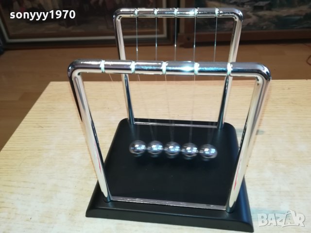 НЮТОН-ЛЮЛКАТА НА НЮТОН 18Х15Х15СМ 0202221157, снимка 5 - Колекции - 35644543