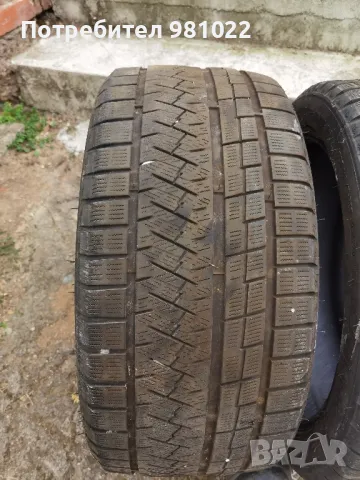 Гуми 255/40/18,около 4 мм. ДОТ3622. 30 лв. двете!, снимка 3 - Гуми и джанти - 47772940