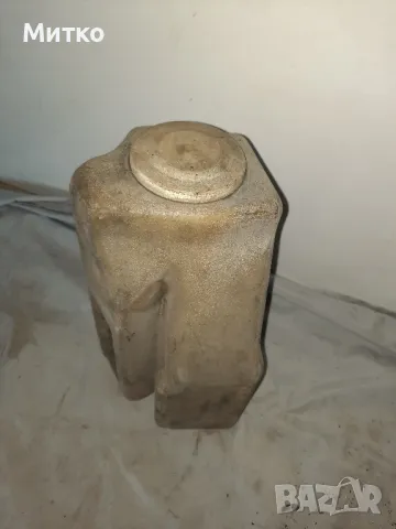 Кутия за въздушен филтър и други части за Мерцедес W123 Mercedes Benz W123 , снимка 9 - Части - 48730592