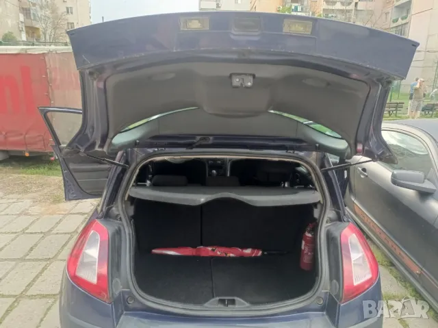 Рено Меган 1,4i , снимка 8 - Автомобили и джипове - 50113228