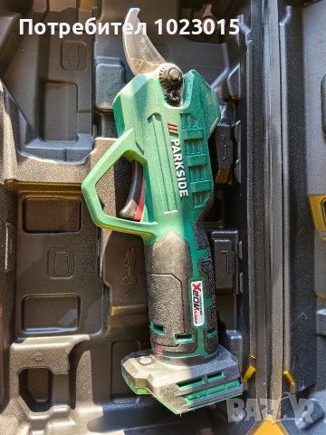 Акумолаторна градинска ножица parkside