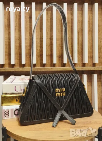 Miu Miu дамски чанти Различни цветове , снимка 8 - Чанти - 49484151