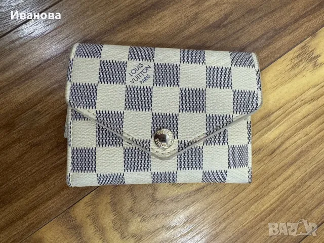 Дамско портмоне Louis Vuitton, снимка 1