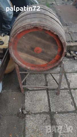 Дървено буре със стойка, снимка 2 - Антикварни и старинни предмети - 53060071