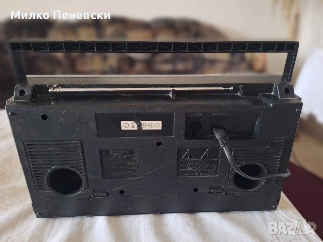 TOSHIBA SR 6016 FM STEREO RADIO CASSETTE RECORDER., снимка 4 - Радиокасетофони, транзистори - 53193785