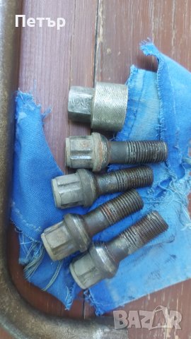 Секретни болтове от Volvo, снимка 5 - Части - 37532876