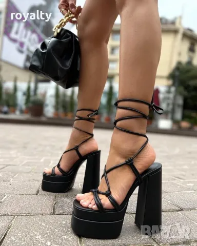 Сандали на ток - черна кожа 