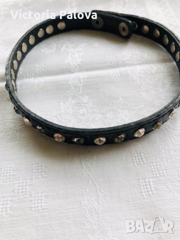 Кожена гривна и choker(две в едно), снимка 5 - Гривни - 27333205