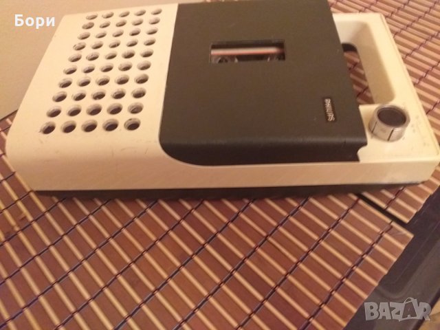 Касетофон PHILIPS N 2000, снимка 6 - Радиокасетофони, транзистори - 27112287