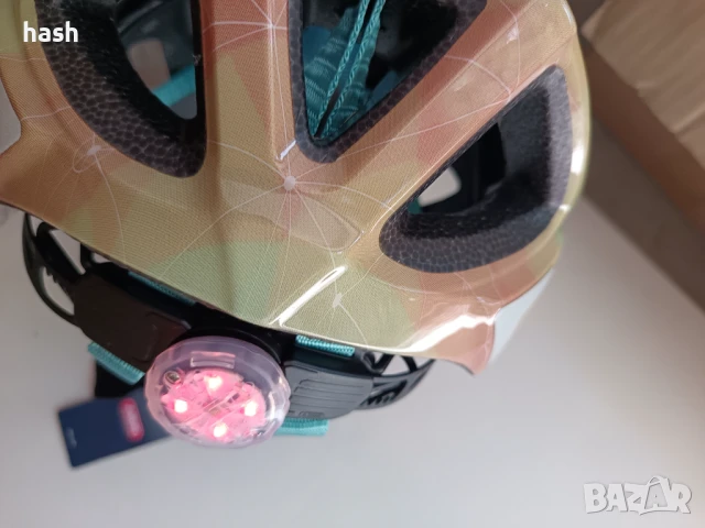 Велосипедна каска ABUS Aduro 2.0 City, р-р 51-55 см, снимка 6 - Аксесоари за велосипеди - 50885815