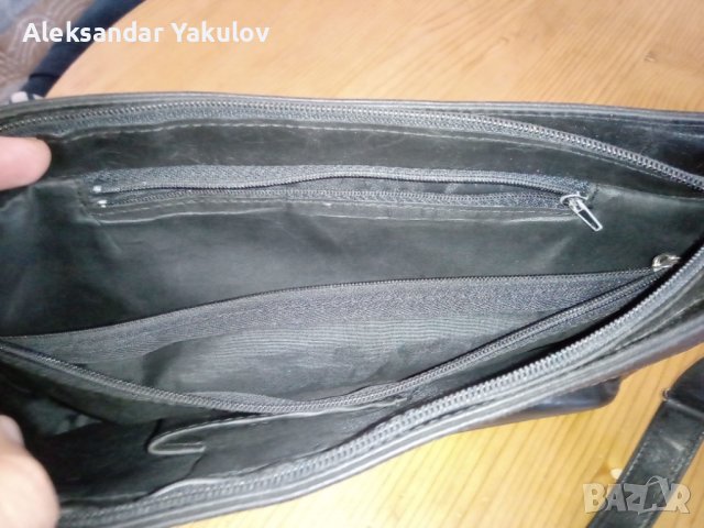 Продавам запазени дамски чанти - естествена и изкуствена кожа + подарък, снимка 14 - Чанти - 38606153