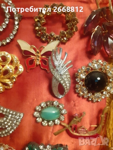 брошки, снимка 13 - Антикварни и старинни предмети - 51654386