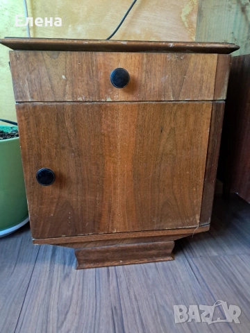 Старо нощно шкавче