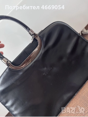 Дамска чанта Valentino, снимка 3 - Чанти - 52882260