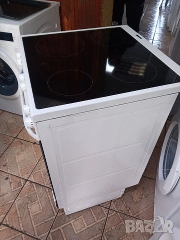 Свободно стояща печка с керамичен плот VOSS Electrolux с две години гаранция!, снимка 5 - Печки, фурни - 52844204