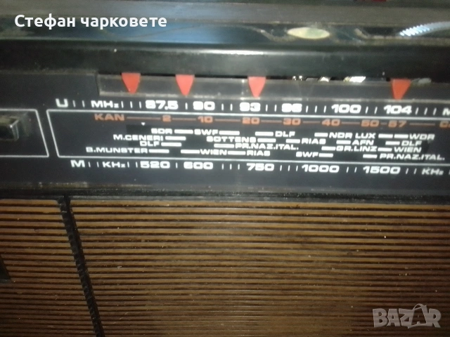 Радио касетофон Phillips , снимка 3 - Радиокасетофони, транзистори - 53116791