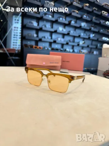 Miu Miu Слънчеви Очила С UV400 Защита С ПОДАРЪК🎁Калъф - Налични Различни Цветове Код D2116, снимка 2 - Слънчеви и диоптрични очила - 49420004