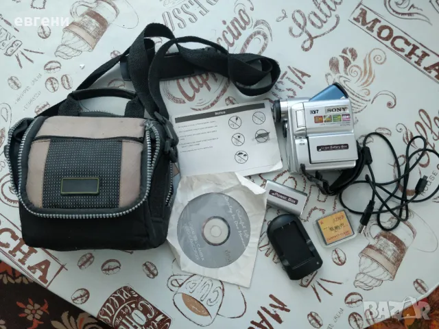 Камера SONY DV7