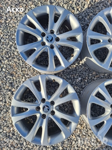 5x112.17цола 7.5j ET49. оригинални Шкода, снимка 2 - Гуми и джанти - 52242888