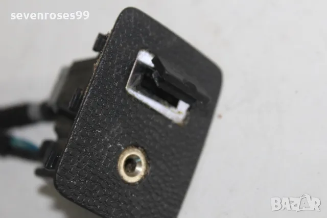 USB Форд Фиеста 6 2011 1.4tdci 68hp Ford Fiesta 6, снимка 4 - Части - 48306805