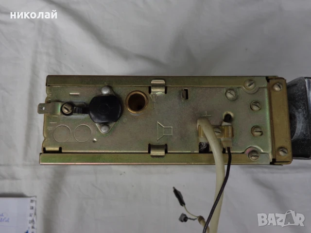 Ретро авто радио за ГаЗ 24 Волга модел А 275З сделано в СССР работещо 09. 1980 год., снимка 4 - Части - 50929460