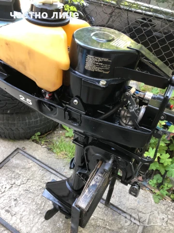 Извънбордов двигател Mercury 2.5h.p., снимка 4 - Воден транспорт - 50639843