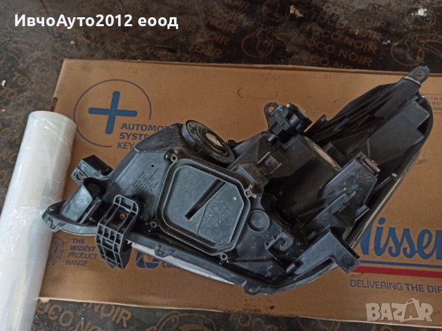 Фар десен оригинален Toyota verso 09-13, снимка 4 - Части - 40389581