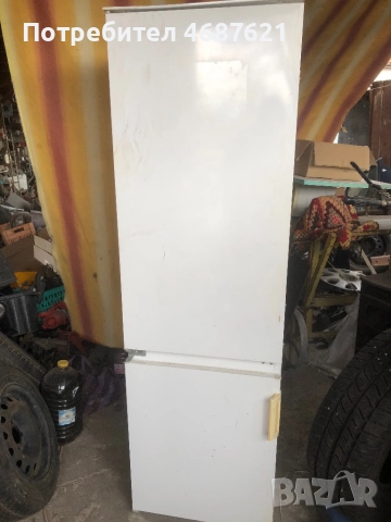 Хладилник с фризер АЕГ