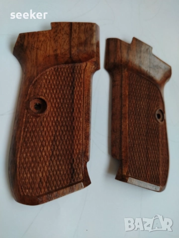 Дървени чирени за CZ 82/83, снимка 3 - Оборудване и аксесоари за оръжия - 51425275