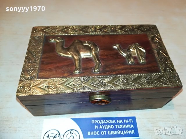 красива дървена кутия с камили-13х8х5см, снимка 2 - Колекции - 28715398