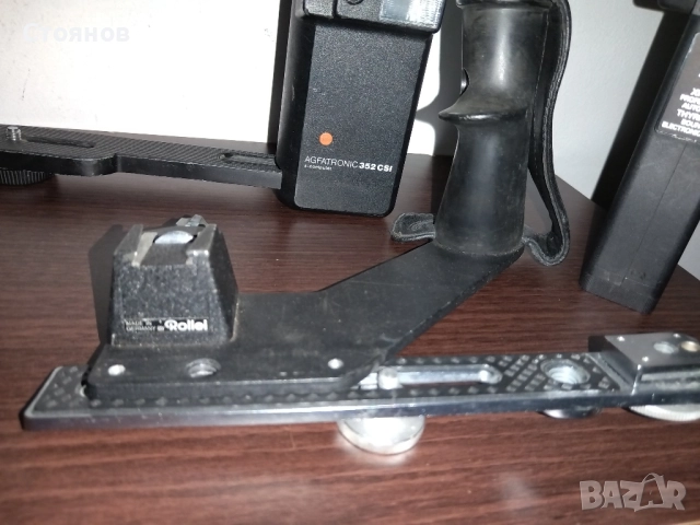 Светкавици за камери Rollei, BAUER, POLAROID, Metz , снимка 10 - Светкавици, студийно осветление - 48676783