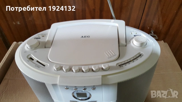 AEG CD-USB касетофон, снимка 2 - Радиокасетофони, транзистори - 53169224