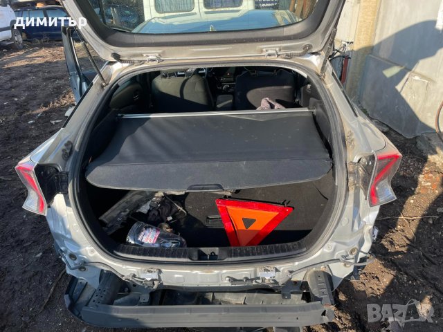 toyota prius 4 1.8 hybrid на части тойота приус 3 хибрид, снимка 3 - Автомобили и джипове - 44018742