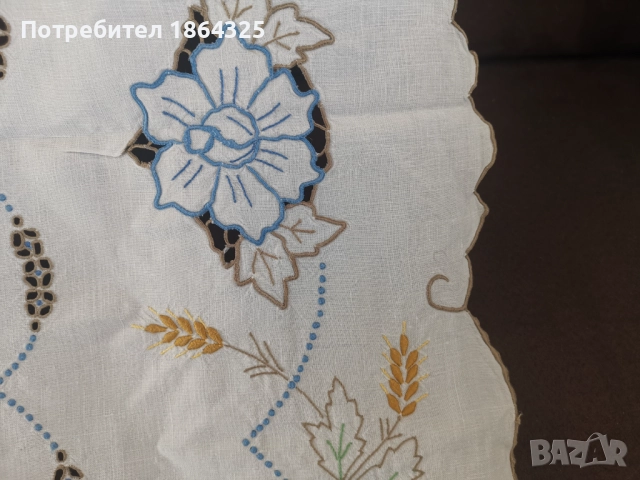 Нова покривка рязана бродерия 120/120см., снимка 3 - Покривки за маси - 52408966