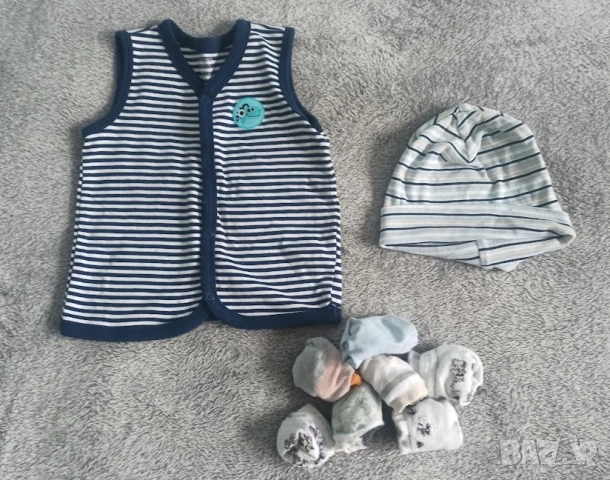 Лот бебешки дрешки 6-9 мес., снимка 5 - Комплекти за бебе - 53227223