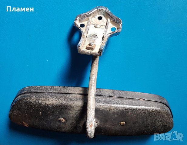 Старо огледало за задно виждане