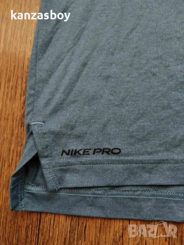 Nike Hyper Dry - страхотен мъжки потник КАТО НОВ М, снимка 4 - Тениски - 50774817