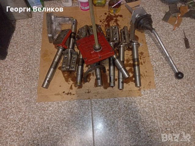 ГНП за Т-40.Цил.глави и капаци.Клап.Механизъм за Т-16/Т-.Части за пр.и заден мост.25/Т-40., снимка 12 - Селскостопанска техника - 43751483