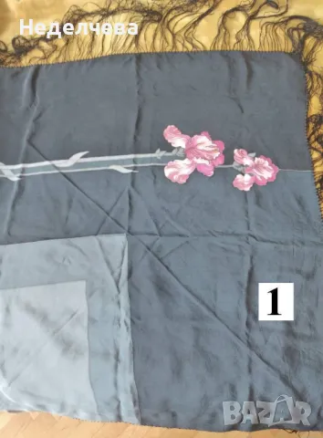 Дамски копринени шалове – квадратни 