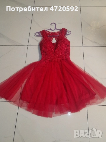 Червена официална рокля – много ефектна
